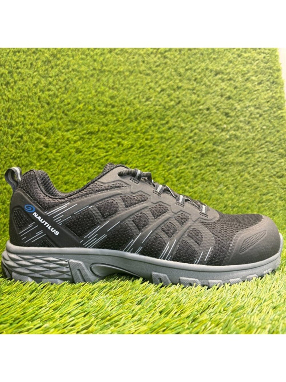 Nautilus Stratus Mens Size 11.5 Black Gray White Composite Toe Safety Work Shoes